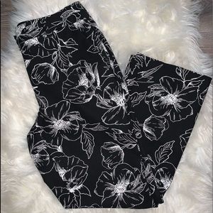 The Flare Corp cropped pixi pants